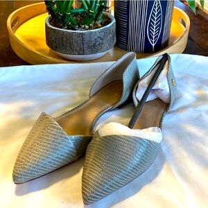 Tory Burch Gray Flats Elegant Pointed Toe Design